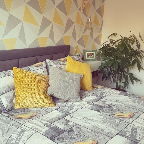 Yellow and Grey Geometric Wallpaper Instagram @em5ies