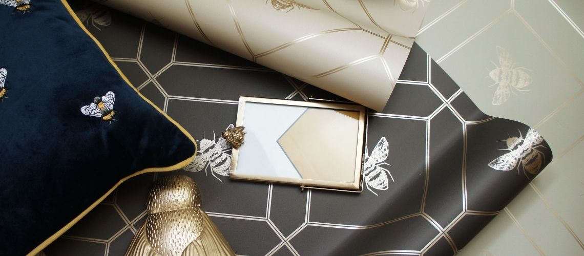 Luxury Bee Wallpaper Decor