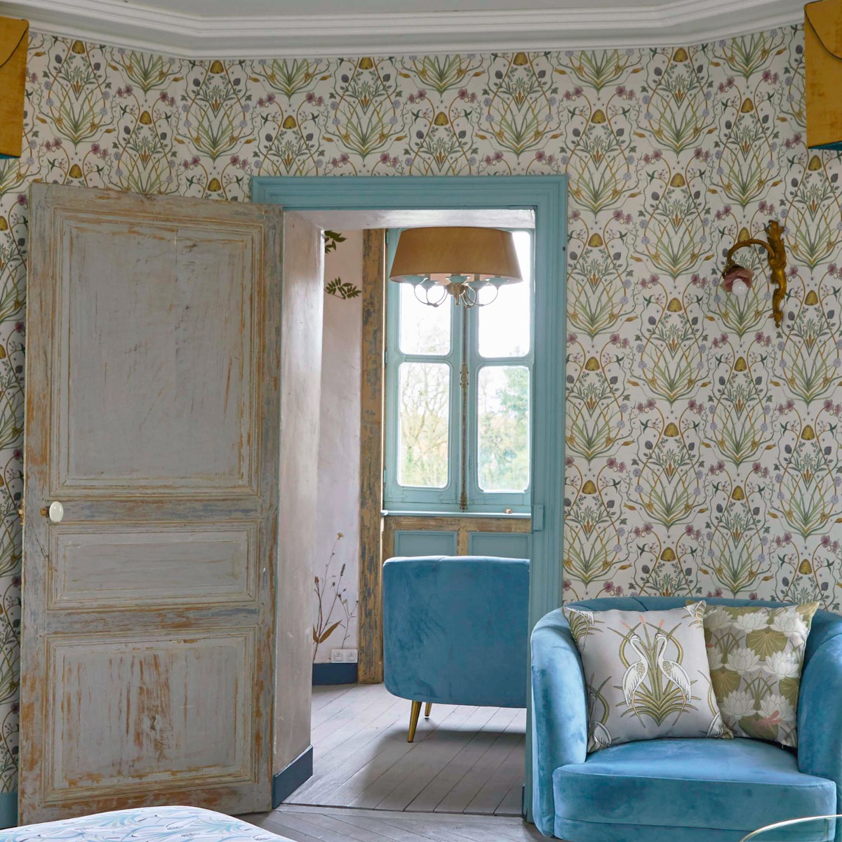 The Chateau by Angel Strawbridge Potagerie Wallpaper Cream CHWP3A