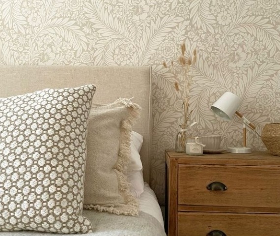 Arts and Crafts Wallpaper